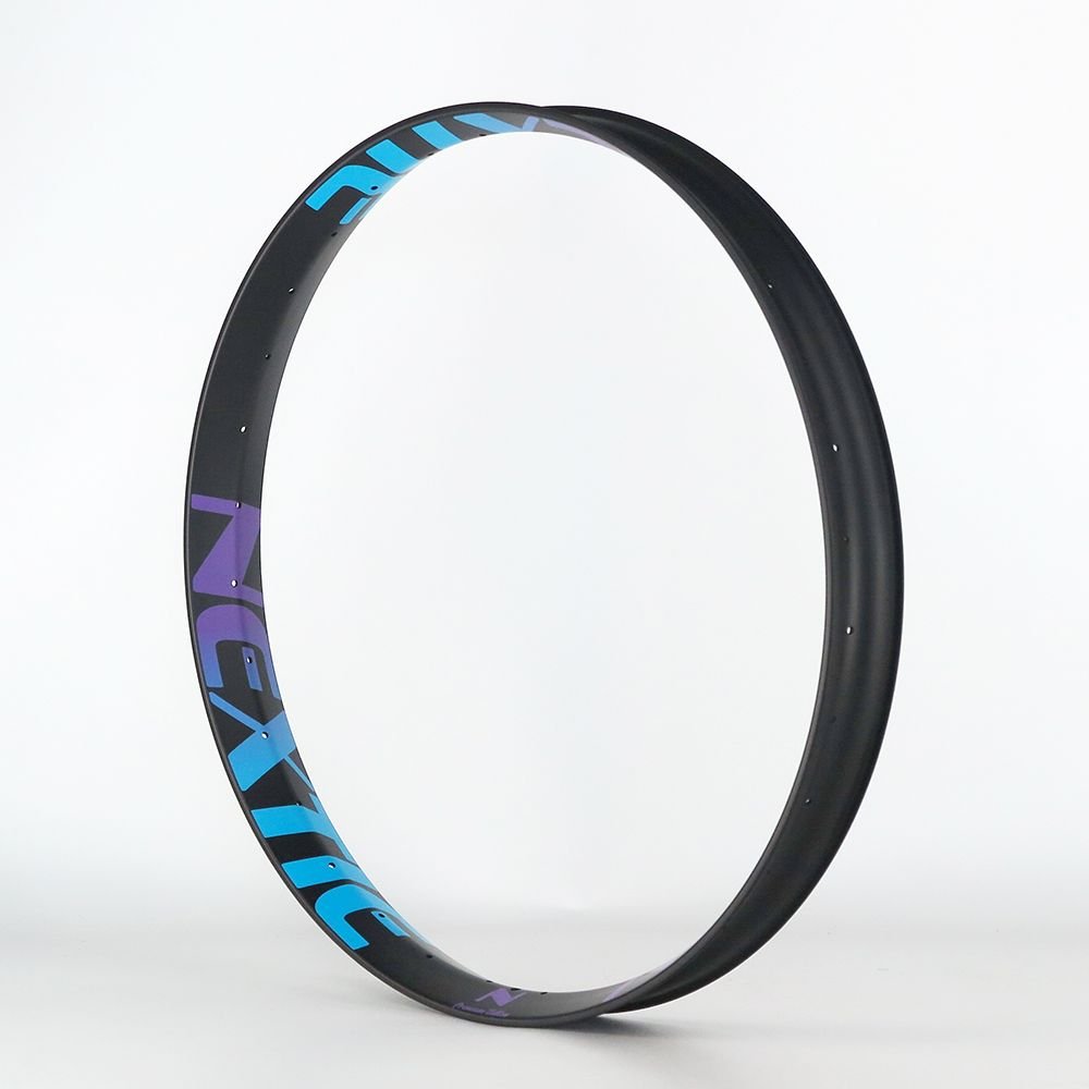 Обод велосипедный NEXTIE Xiphias PREMIUM, карбоновый, 70 mm, 27,5", одинарный, 32Н, чёрный матовый, NXT27XS70
Обод велосипедный NEXTIE Xiphias PREMIUM, карбоновый, 70 mm, 27,5", одинарный, 32Н, чёрный матовый, NXT27XS70