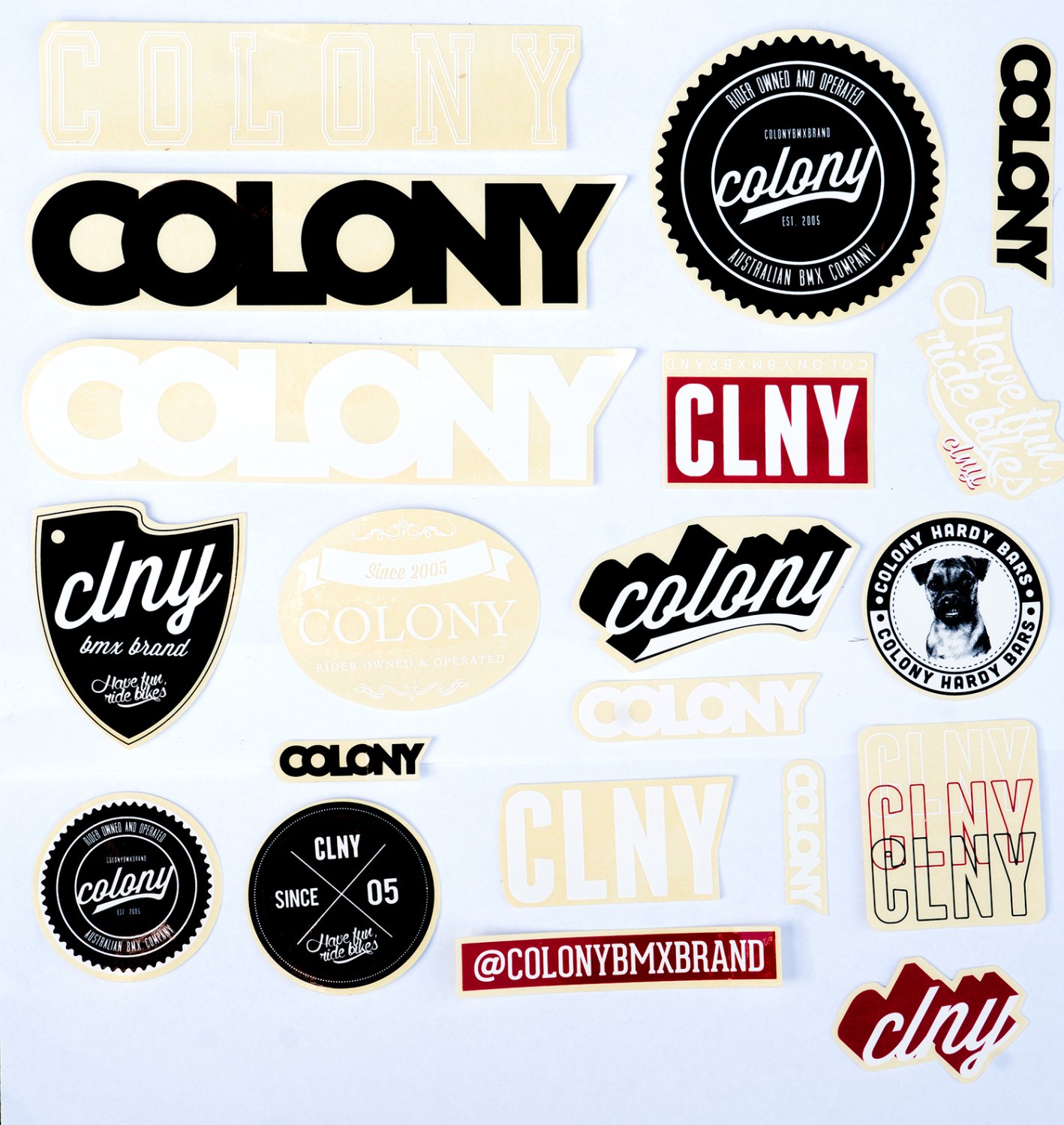 Наклейки стикеры COLONY, Sticker Pack - 23 Assorted pieces NEW DESIGN STICKERS, цвет Shipped Assorted, 03-002200
Наклейки стикеры COLONY, Sticker Pack - 23 Assorted pieces NEW DESIGN STICKERS, цвет Shipped Assorted, 03-002200