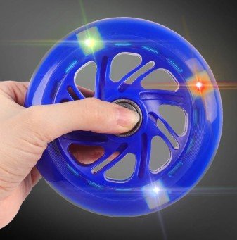 Колесо Vinca Sport для самоката, полиуретан, ABEC 7, со светодиодами, 116*23мм, синее, SC 116 blue light
Колесо Vinca Sport для самоката, полиуретан, ABEC 7, со светодиодами, 116*23мм, синее, SC 116 blue light