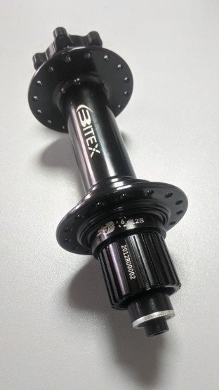 Втулка Bitex ширина 135 мм, для MTB, со стальным барабаном Shimano Micro Spline 12s, задняя, MTR12-32H-M10-135ST_STMS
Втулка Bitex ширина 135 мм, для MTB, со стальным барабаном Shimano Micro Spline 12s, задняя, MTR12-32H-M10-135ST_STMS