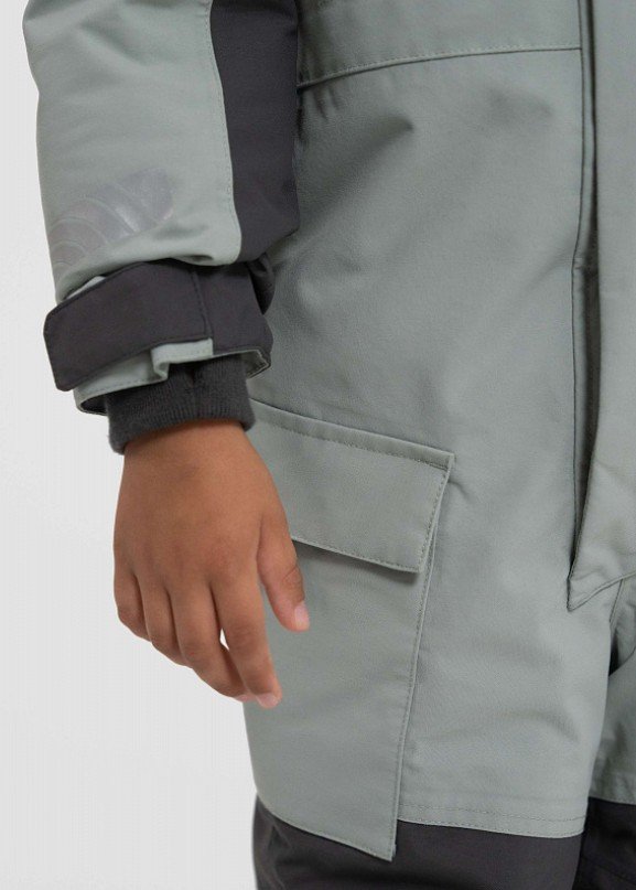 Комбинезон детский NORPPA SINARA KIDS COVERALL 2, 725 северный мох, 100449 (Рост: 130), Серый
Комбинезон детский NORPPA SINARA KIDS COVERALL 2, 725 северный мох, 100449 (Рост: 130), Серый