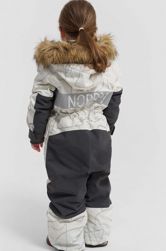 Комбинезон детский NORPPA SANDAL PR KIDS COVERALL PR 2, 409 светящаяся вьюга на белом, 100459 (Рост: 100), Белый
Комбинезон детский NORPPA SANDAL PR KIDS COVERALL PR 2, 409 светящаяся вьюга на белом, 100459 (Рост: 100), Белый