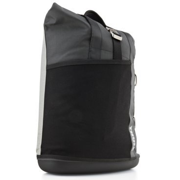 Сумка Thule Pack N Pedal Commuter Pannier Right для ноутбука, V=19, 100008 Сумка Thule Pack N Pedal Commuter Pannier Right для ноутбука, V=19, 100008Велосумки<br>Сумка для компьютера - правая<br>Арт. #100008<br>Стильная и легкая сумка из водонепроницаемого материала. Наилучшая комбинация с багажником Thule Tour, но также применима к любому другому багажнику. Для монтажа на заднем колесе. Укомплектована карманами, фиксирующими объем ремнями и системой Blade/Helix/Magnetic.<br>Характеристики:<br>1.Запатентованная система установки Blade/Helix/Magnetic обеспечивает комфортную переноску сумок, когда они демонтированы<br>2.Укомплектована наплечным ремнем-слингом<br>3.Влагонепроницаемый, дышащий материал обеспечивает безопасность содержимого сумки<br>4.Удобные компрессионные пряжки на ремнях позволяют подогнать объем сумки под размер переносимого содержимого<br>5.Карман для планшетного компьютера (до 15”)<br>6.Боковой карман<br>7.Встроенные светоотражающие элементы для безопасной езды в темное время<br> <br><br> <br><br><br><br>Размеры (H/W/D)<br><br><br>Объем<br><br><br>Вес<br><br><br><br><br>48x30x12 cm<br><br><br>19L<br><br><br>1408g<br>