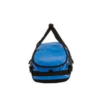 Туристическая сумка-баул Thule Chasm Cobalt XS-27L, синий 201300 Туристическая сумка-баул Thule Chasm Cobalt XS-27L, синий 201300Велосумки<br>Thule Chasm XS Cobalt (синий / кобальт) 27л<br>Эти жесткие, устойчивые к неблагоприятным погодным условиям сумки с широко раскрывающимся основным отделением и съемными ремнями. Ваши вещи будут в сохранности в любой поездке.<br>Характеристики:<br><br> Широко раскрывающееся отделение делает загрузку оборудования в сумку очень удобным.<br> Боковые замки делают доступ к основному отделению удобным с любого угла<br> Ремни складываются вдоль боковых сторон сумки.<br> Ремни быстро превращают рюкзак в сумку.<br> Прочная водонепроницаемая брезентовая ткань для удобной укладки вещей, которая легко складывается для хранения.<br> Внутренние сетчатые карманы сохранят ваши вещи в порядке.<br> Внешние фиксирующие ремни предотвращают содержимое сумки от падения на дно, когда она используется как рюкзак.<br> Внизу расположены подушечки, которые обеспечивают мягкое соприкосновение с землей.<br> Блокировка застежки-молнии защитит от воров (замок приобретается отдельно).<br> Наличие внешнего сетчатого кармана для хранения мелких предметов.<br><br><br>Технические характеристики:<br> <br>Возможные цвета: голубой, синий, оранжевый, серый, тёмно-серый<br>Внешние размеры (высота, длинна, глубина):24 х 47 х 29 см<br>Вес: 1 кг<br>Вместимость: 27 л<br>Материалы:Phthalate-free TPE laminate with a 1000D nylon base<br>Гарантия: 25 лет<br>