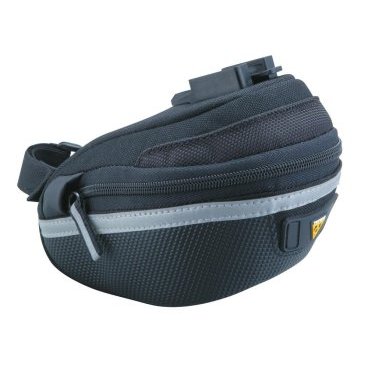 Велосумка TOPEAK Wedge Pack II, MICRO с чехлом от дождя TC2270B Велосумка TOPEAK Wedge Pack II, MICRO с чехлом от дождя TC2270BВелосумки<br>Обновленная и улучшенная версия нашего популярного традиционного клиновидного рюкзака. Включен чехол от дождя. Сумка Wedge II имеет прочную 1000 денье круговую молнию, удлиненную 3М™ светоотражающую полосу для дополнительной безопасности в ночное время.<br>