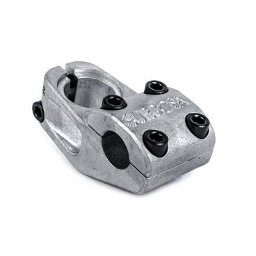 Вынос Subrosa High Life Up Load / 50мм (539-16308) Вынос Subrosa High Life Up Load / 50мм (539-16308)Выносы<br>High Life это новейшая разработка от американского бренда запчастей Subrosa.Вынос High Life получился настолько жирным, что его можно даже отправлять на выставки и люди будут наслаждаться его четкими линиями и формами.Выполнен вынос из алюминия марки 6061, который подвергся Т6 термообработке.High Life прошел этапы как внешней так и внутренней фрезеровки в результате получилась идеальная форма выноса, замечательная фрезеровка логотипа на крышке, скошенные края (которые будут дружелюбно относится к вашим коленям), а также утопленное отверстие под стяжной болт вилки, чтобы все было на высоте!В отличии от большинства контор, которые предлагают полые болты для снижения веса, ребята из Subrosa используют увеличенные цельные болты для дополнительной прочности и надежности фиксации руля.Основное отличие этого выноса от обычных топ-лоад выносов это дополнительный подъем 36 миллиметров ( -4 миллиметра если перевернуть), что вкупе с его длиной в 50 миллиметров выводит на рынок превосходный стритовый вынос.Подъем36 мм / -4 ммТип выносаTop LoadДлина50 ммСтандарт крепления руля22.2 ммМатериал6061-T6 АлюминийВес311 грО компании SubrosaАмериканская фирма, в некотором смысле - законодатель моды и трендов в BMX индустрии. Являясь братом по крови бренду Shadow, Subrosa так же специализируется на производстве запчастей, аксессуаров и одежды для стрита, да к тому же, делает ещё и свои коплиты, которые не только продуманы со всех технических точек зрения, но ещё и выглядят чертовски круто! Райдеры команды Subrosa - известнейшие мировые звёзды BMX. Они же помогают инженерам и дизайнерам компании создавать и улучшать свои запчасти, которые всегда получаются на отлично!<br>