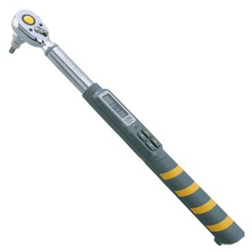 Динамометрический ключ TOPEAK D-Torq Wrench DX, TT2531 Динамометрический ключ TOPEAK D-Torq Wrench DX, TT2531Велоинструменты<br>Динамометрический ключ TOPEAK D-Torq Wrench DX TT2531.<br><br>Универсальный динамометрический ключ с электронным манометром 4-80Нм. Способен конвертировать момент затяжки в четыре варианта единиц измерения. Незаменимый инструмент для профессионального механика. Может измерять момент в следующих единицах: Ньютон на метр, Дюймы на Фунт, Футы на Фунт, или килограммы на см. Электронная индикация и звуковой сигнал оповестят о нужном моменте затяжке.<br><br>Каждый узел велосипеда имеет крепежные болты с указанием рекомендуемого момента затяжки. Забудьте о сорванной резьбе и поездках в профессиональную мастерскую. с электронным динамометрическим ключом Topeak D-Torq Wrench DX вы сможете осуществить высокоточный ремонт у себя дома. В комплекте 18 насадок.<br><br> Стандартное крепление 3/8<br>Ключ с квадратным стержнем 3/8<br>Реверсивный механизм<br>Цифровой дисплей<br>Диапазон измерений: 4-80 Нм<br>Шестигранники (биты): 3/4/5/6/8/10 мм<br>Отвертки-звездочки: T25/T30/T40<br>Крестовая отвертка<br>Сменные головки: 8/9/10/11/12/13/14/15 мм<br>Единицы измерения: Нм, кг*см, фут*фунт, psi<br>Питание: 2xAAA (в комплекте)<br>TT2531<br>
