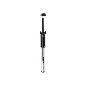 Насос ручной мини KELLYS KLS TWIST, со шлангом, алюминий, под нипель AV/FV, вес 110 г Насос ручной мини KELLYS KLS TWIST, со шлангом, алюминий, под нипель AV/FV, вес 110 гВелосипедный насос<br>Дорожные вело насосы бывают со шлангом и без. Насосом без шланга конечно реально накачать колесо, но ниппель должен находиться снизу, и расстояние между спицами велосипеда должно позволять просунуть насос. Допустим, на детском велосипеде это сделать практически невозможно. Поэтому, насос со шлангом можно назвать универсальным. Накачает колеса взрослого и детского велосипеда, мяч, надувной матрас и кучу других надувных игрушек. Еще важным моментом, на который стоит обратить внимание, - это материал, из которого изготовлен насос. Алюминиевый насосы отличаются прочностью и ударо-стойкостью. Исходя из этого, насос KELLYS TWIST со шлангом отвечает всем требованиям качества, удобства использования и надежности. Телескопический, алюминиевый вело насос KLS TWIST: Материал: алюминий. Подходит под тип ниппеля: AV, FV. Манометр: нет. Шланг: есть. Вес: 110 гр. Производство: Китай <br>
