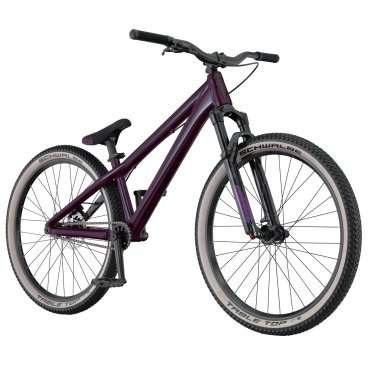 Горный велосипед Scott Voltage YZ 0.1 2016 Горный велосипед Scott Voltage YZ 0.1 2016Горные (MTB)<br>Scott Voltage YZ 0.1 2016<br>SCOTT Voltage YZ 0.1 - высококлассная реплика профессиональной модели - отличный велосипед для дёрта и стрита. Выполняя прыжки и трюки можно быть уверенным в надежности и качестве всех элементов этого синглспида.<br>Жесткая и прочная гидроформованная рама из алюминиевого сплава 6061.<br>Вилка Rock Shox PIKE DJ с ходом 100мм.<br>Каретка BB92, ультракороткие нижние перья, конический рулевой узел, топовые компоненты.<br>Гидравлические дисковые тормоза Shimano BR-M396 с ротором 160мм.<br>Односкоростная трансмиссия.<br>Рекомендуется всем любителям адреналина. <br><br><br><br><br><br><br><br><br>Общие характеристики<br><br><br>Модель<br>2016 года<br><br><br>Тип<br>для взрослых<br><br><br>Область применения<br>горный (MTB), дёрт<br><br><br>Вес велосипеда<br>12 кг<br><br><br>Рама, вилка<br><br><br>Материал рамы<br>алюминиевый сплав<br><br><br>Амортизация<br>Hard tail (с амортизационной вилкой)<br><br><br>Наименование мягкой вилки<br>RockShox Pike DJ Air<br><br><br>Конструкция вилки<br>воздушно-масляная<br><br><br>Уровень мягкой вилки<br>профессиональный<br><br><br>Ход вилки<br>100 мм<br><br><br>Регулировки вилки<br>жесткости пружины, скорости сжатия, скорости обратного хода<br><br><br>Другие регулировки<br>Pedal/Lock<br><br><br>Конструкция рулевой колонки<br>интегрированная, безрезьбовая<br><br><br>Колеса<br><br><br>Диаметр колес<br>26 дюймов<br><br><br>Наименование покрышек<br>Schwalbe Table Top Performance, 26x2.25, 67EPI, Skinwall<br><br><br>Наименование ободов<br>Syncros MD25 Disc<br><br><br>Материал обода<br>алюминиевый сплав<br><br><br>Двойной обод<br>есть<br><br><br>Материал бортировочного шнура<br>металл<br><br><br>Торможение<br><br><br>Тип переднего тормоза<br>отсутствует<br><br><br>Наименование заднего тормоза<br>Shimano BR-M396, 160mm<br><br><br>Тип заднего тормоза<br>дисковый гидравлический<br><br><br>Уровень заднего тормоза<br>спортивный<br><br><br>Возможность крепления дискового тормоза<br>рама, вилка, втулки<br><br><br>Трансмиссия<br><br><br>Количество скоростей<br>1<br><br><br>Уровень каретки<br>спортивные<br><br><br>Наименование каретки<br>Jien-Yuan BB92<br><br><br>Конструкция каретки<br>интегрированная<br><br><br>Кассеты<br>12T<br><br><br>Количество звезд в кассете<br>1<br><br><br>Количество звезд системы<br>1, число зубьев 25<br><br><br>Конструкция педалей<br>платформы<br><br><br>Длина шатунов<br>17.0 см<br><br><br>Руль<br><br><br>Конструкция руля<br>изогнутый<br>