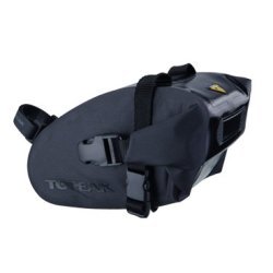 Сумка подседельная Topeak Wedge DryBag, крепление на липучке, черная, TT9818B Сумка подседельная Topeak Wedge DryBag, крепление на липучке, черная, TT9818BВелосумки<br>Защитите свои аксессуары от дождя и грязи, используя влагостойкую сумочку Topeak Wedge DryBag. Средний размер (1000мл) позволит разместить камеру, небольшой насос и комплект шестигранников. Все самое необходимое в небольшой сумке под седлом. Крепление на ремешке.<br><br>Объем сумки 1000мл<br>Материал Пластик, Нейлон<br>Крепление Подседельный штырь (?25.4 - ?34.9 мм), крепление на ремешке<br>Дополнительно Световозвращающая графика<br>Крепление оригинальных фонарей Topeak<br>Водостойкий материал (210 Denier and 420 Denier)<br>Размеры 18.5 x 11 x 11 см<br>Вес товара 170 гр.<br>