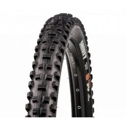 Покрышка Maxxis Shorty, 26x2.4, 60 TPI, МТБ, TB72911000 Покрышка Maxxis Shorty, 26x2.4, 60 TPI, МТБ, TB72911000Велопокрышки<br>Maxxis официально представил свою новую покрышку для даунхилла — Shorty. Она предназначена для тех моментов, когда на трассе уже чересчур мокро для привычных High Roller / Minion, но грязи не настолько много, чтобы ставить Wet Scream. Широко расставленные шипы отлично очищаются от грязи и обеспечивают приличный запас держака даже в глубокой грязи — а их меньшие, чем у Wet Scream, размеры улучшают накат.<br><br>Особенности:<br><br>Размер: 26x2.40 (61-559)<br>Плотность корда: 60 TPI<br>Тип корда: жесткий<br>Максимальное давление: 65 PSI<br>Жесткость резины: 3C MaxxGrip<br>Вес: 1215г<br>