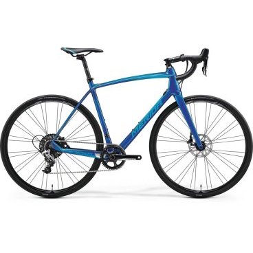 Шоссейный велосипед Merida Ride Disc Adventure-CF 2017 Шоссейный велосипед Merida Ride Disc Adventure-CF 2017Шоссейные<br>Шоссейный велосипед продвинутого уровня с оборудованием начального профессионального класса SRAM, 11 скоростей. Технические особенности: карбоновая рама Ride Lite-Single BSA, жесткая вилка Race Carbon disc 15, двойные обода Merida comp 22, дисковые гидравлические тормоза Sram. Подходит для быстрой спортивной езды по шоссе. Диаметр колес - 28 дюймов. Вес - 9,08 кг.<br>Основное<br>Модельный год2017<br>Применениешоссейный<br>Возрастная группавзрослый<br>Типмужской<br><br><br>Рама и амортизация<br>Материал рамыкарбон<br>Амортизациябез амортизации<br><br><br>Колеса и тормоза<br>Диаметр колес28 <br>Модель покрышекContinental Grand Sport Race<br>Материал ободаалюминий / Merida Comp 22 /<br>Ободдвойной<br>Передний тормоздисковый гидравлический / SRAM, ротор 160 мм /<br>Задний тормоздисковый гидравлический / SRAM, ротор 160 мм /<br>Руль и трансмиссия<br>Скоростей11 шт<br>Звёзд системы1 / шатун: SRAM Rival, 42T /<br>Звёзд кассеты11<br>Модель кассетыSRAM PG-1130<br>Задний переключательSRAM Rival<br>Тип манеткиdual control<br>Модель манеткиSram Rival / HRD /<br>Форма руляшоссейный<br>ВыносMerida Expert Carbon OS 5<br>Модель руляMerida Expert Compact Road OS<br><br><br>Общее<br>Модель сиденьяMerida Race<br>Модель цепиKMC X11-1<br>Вес9 кг<br>