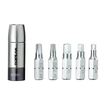 Динамометрическая бита Topeak Nano TorqBit 4, с набором бит-насадок, TT2561 Динамометрическая бита Topeak Nano TorqBit 4, с набором бит-насадок, TT2561Велоинструменты<br>Динамометрическая бита и набор ключей к ней в компактном кейсе-органайзере. Позволяет точно соблюсти момент усилия затяжки и не испортить дорогостоящие вело-компоненты. Для использования динамометрических бит необходим рычаг, в качестве него выступает шестигранный ключ 5 мм, имеющийся практически в любом мультитуле. <br>материал изготовления: закаленная сталь<br>номиналы шестигранных насадок: 3, 4, 5 мм<br>номиналы насадок torx: t20, t25<br>номинал динамометрической насадки: 4 Нм<br>в комплекте к ключам пластиковая коробка-органайзер<br>размеры: 54х5х22 мм <br>заявленный вес комплекта: 75 гр<br>