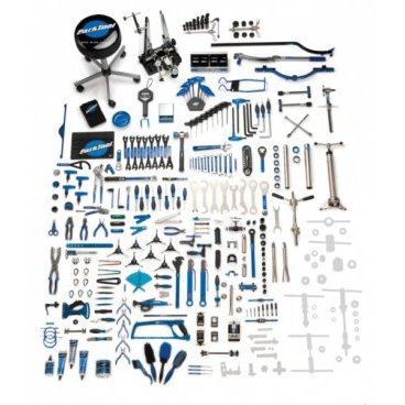Набор инструментов Park Tool, 243 инструмента, 4 ящика, PTLBMK-243 Набор инструментов Park Tool, 243 инструмента, 4 ящика, PTLBMK-243Велоинструменты<br>Это он! 4 ящика инструментов! Почти все инструменты включены в эту коллекцию. Этот набор предназначен для профессионального, полного спектра услуг веломастерской, PTLBMK-243 представляет собой полный набор инструментов профессионального уровня, приспособления, смазки, приборы, аксессуары. Идеальный способ начать бизнес, открыть или расширить магазин велосипедов, или создать домашнюю мастерскую высшего класса!<br><br>В PTLBMK-243 включает в себя все, что есть в PTLBMK-257, кроме инструментов для рамы и режущих инструментов.<br>