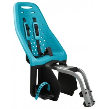 Детское велосипедное кресло Thule Yepp Maxi Seat Post, на раму, заднее, цвет морской волны, 12020253 Детское велосипедное кресло Thule Yepp Maxi Seat Post, на раму, заднее, цвет морской волны, 12020253Детское велокресло<br>Продуманное и функциональное велокресло с запоминающимся дизайном для установки сзади велосипеда на подседельную раму диаметром 28 - 40 мм.<br><br>Мягкий низкотеплопроводный материал.<br><br>Особенности:<br><br>- уникальность кресла в возможности легкой и быстрой установки на подседельную раму велосипеда<br><br>- купив еще один адаптер Thule Yepp Maxi Seat Post Adapter (продается отдельно) можно быстро перекинуть кресло на второй велосипед<br><br>- максимальный комфорт и безопасность благодаря регулируемым 5-точечным ремням, которые идеально фиксируют ребенка<br><br>- мягкий и ударопоглощающий материал сидения позволяет ребенку сидеть очень комфортно<br><br>- ребенок легко и быстро пристегивается пряжкой с защитой от открывания детьми<br><br>- держатели и ремни для ступней регулируются по росту ребенка<br><br>- встроенные рефлекторы для улучшения видимости в темное время<br><br>- благодаря водоотталкивающим материалам сиденье всегда остается сухим и легко чистится<br><br>- разработано и протестировано для детей от 9 месяцев до 6 лет, весом до 22 кг<br><br>Ремень безопасности: 5-point (5-точечный регулируемый ремень безопасности с подкладкой)<br><br>Вес: 4.6 кг<br><br>Производство: Швеция<br>