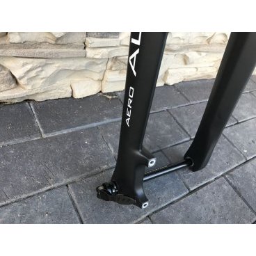 Вилка велосипедная ALEXBIKES AERO, карбон, чёрный матовый цвет, длина от короны до оси 483 мм, fork aero