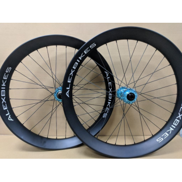 Велосипедные карбоновые колеса ALEXBIKES в сборе, ширина обода 90 мм, + втулки(26-90-light blue)
