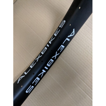 Обод велосипедный карбоновый ALEXBIKES 26", на 32 спицы, 90 mm, чёрный матовый , 650гр (rim26_90)