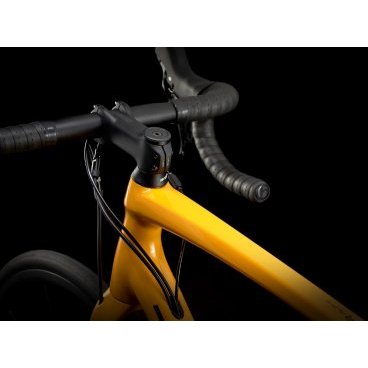 Шоссейный велосипед Trek Emonda Alr 4 Disc 700C 2021