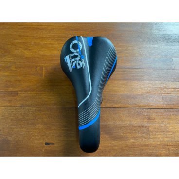 Седло велосипедное Vinca Sport, 280*155мм, черное c голубыми полосами, VS 91 blue