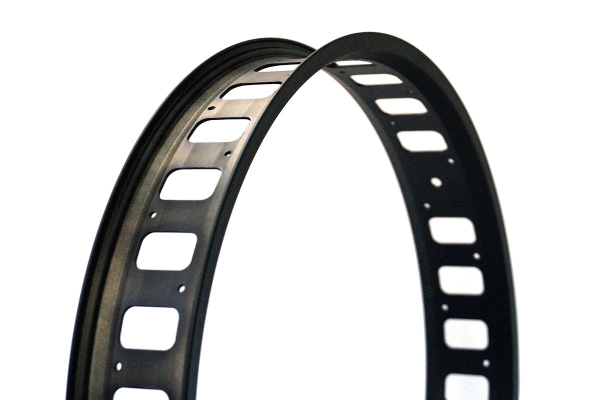 

Обод велосипедный 24*32H, 80MM (Fatbike), черный