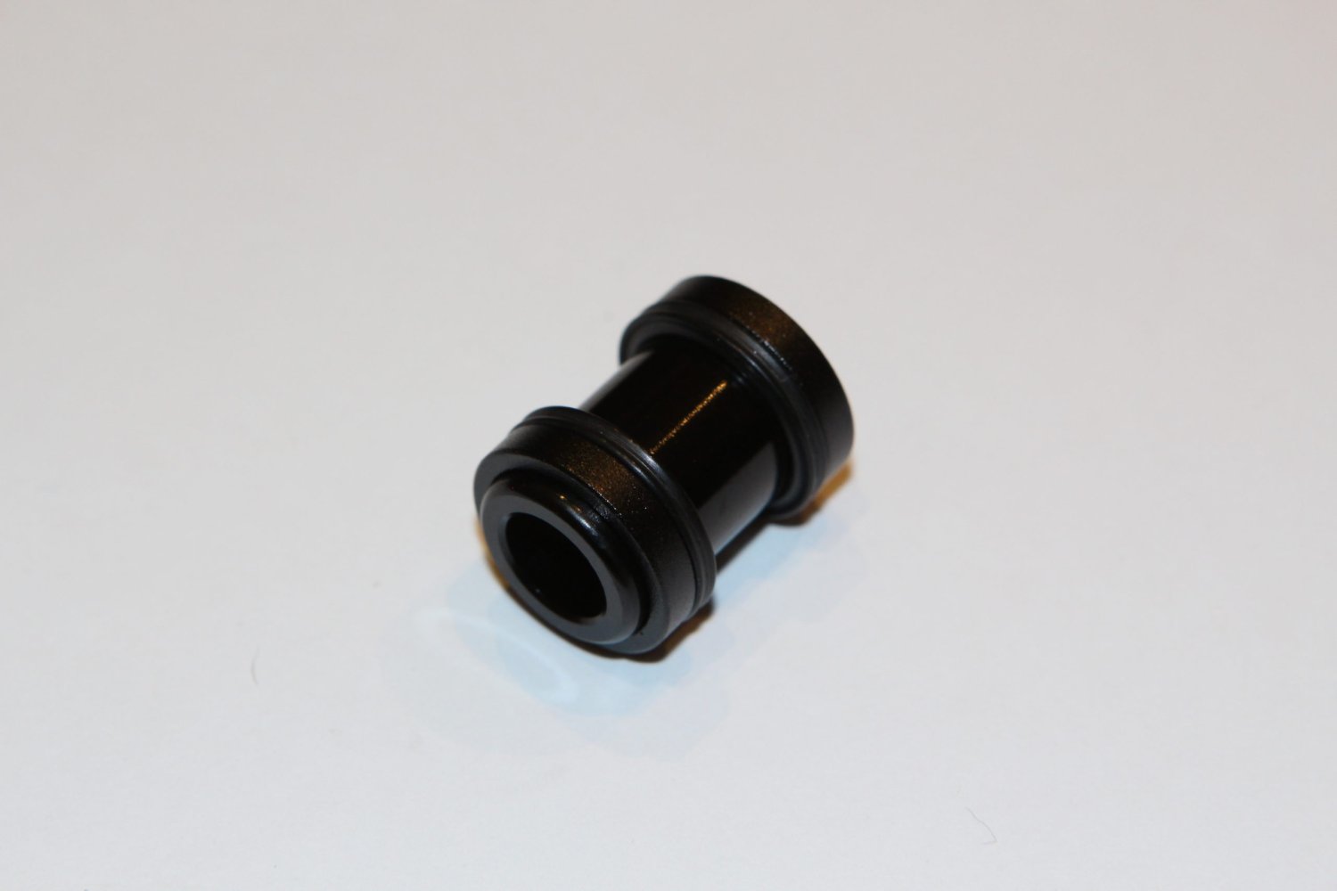 Втулка заднего амортизатора WSS, монтажная, трехсоставная, для башинга 1/2 (12.7 мм), размер  21.8x