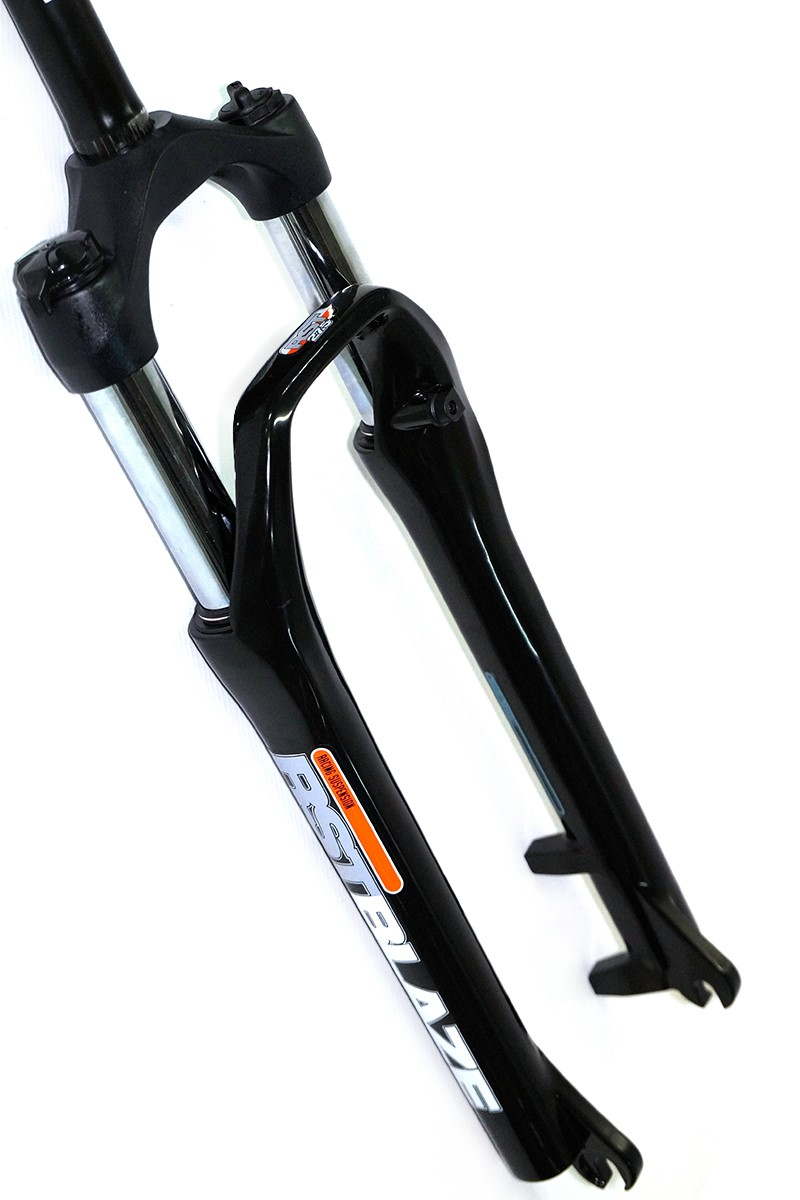 Велосипедная вилка Вилка велосипедная RST BLAZE MLC 27,5, пружина, механическая блокировка, 100 mm, черная, 2.51 кг