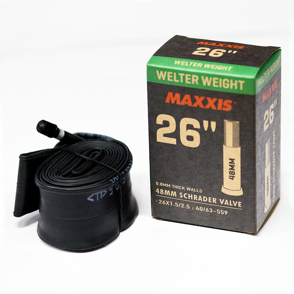Камера велосипедная MAXXIS WELTER WEIGHT, 26X1.5/2.5 (40/63-559), 0.8 мм, LSV48 (B-C), EIB00137100 камера велосипедная maxxis ultralight 26x1 9 2 125 ниппель schrader автониппель ib63810000