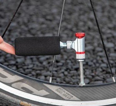 Насос велосипедный RockBros, с балоном CO2, портативный, черный/серебристый/красный, RB-CO2 насос велосипедный rockbros алюминий до 150 psi presta shrader smart b
