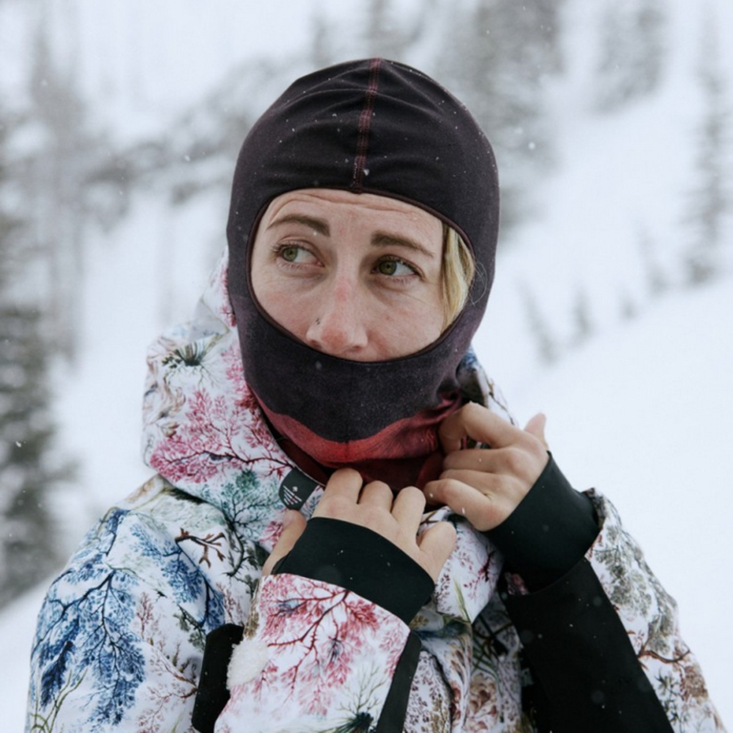 фото Балаклава buff microfiber balaclava lise maroon, бордовый, 2022-23, 129966.632.10.00