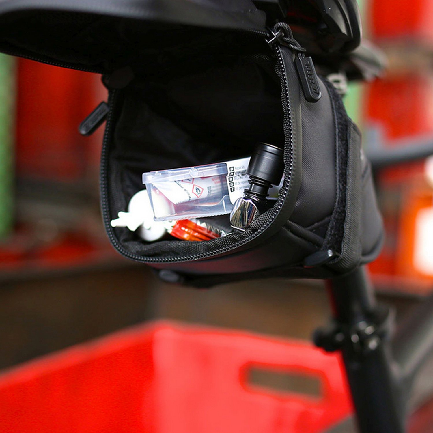 Сумка велосипедная Zefal Iron Pack 2 M-Ds Saddle Bag, подседельная, 0.9L, черный, 2023, 7026 УТ-00337442 - фото 5