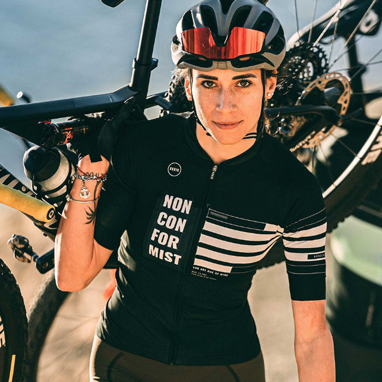 

Веломайка GOBIK CX PRO UNISEX BLACK CLAIM, короткий рукав, черный, 10-01-001-173 (Размер: S, Цвет: Черный)