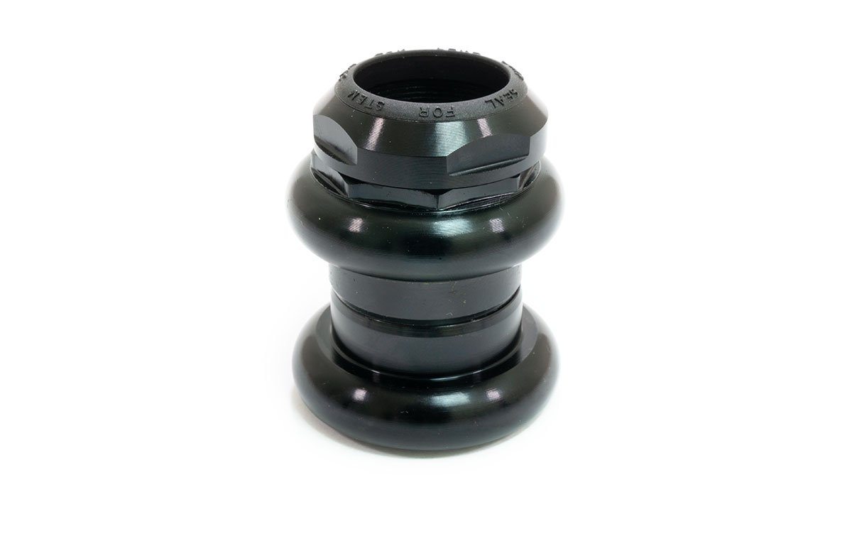 

Рулевая колонка FIRST, 1-1/8", резьбовая, EC 34/28,6-26 tpi EC 34/30, черный, LF-867AW