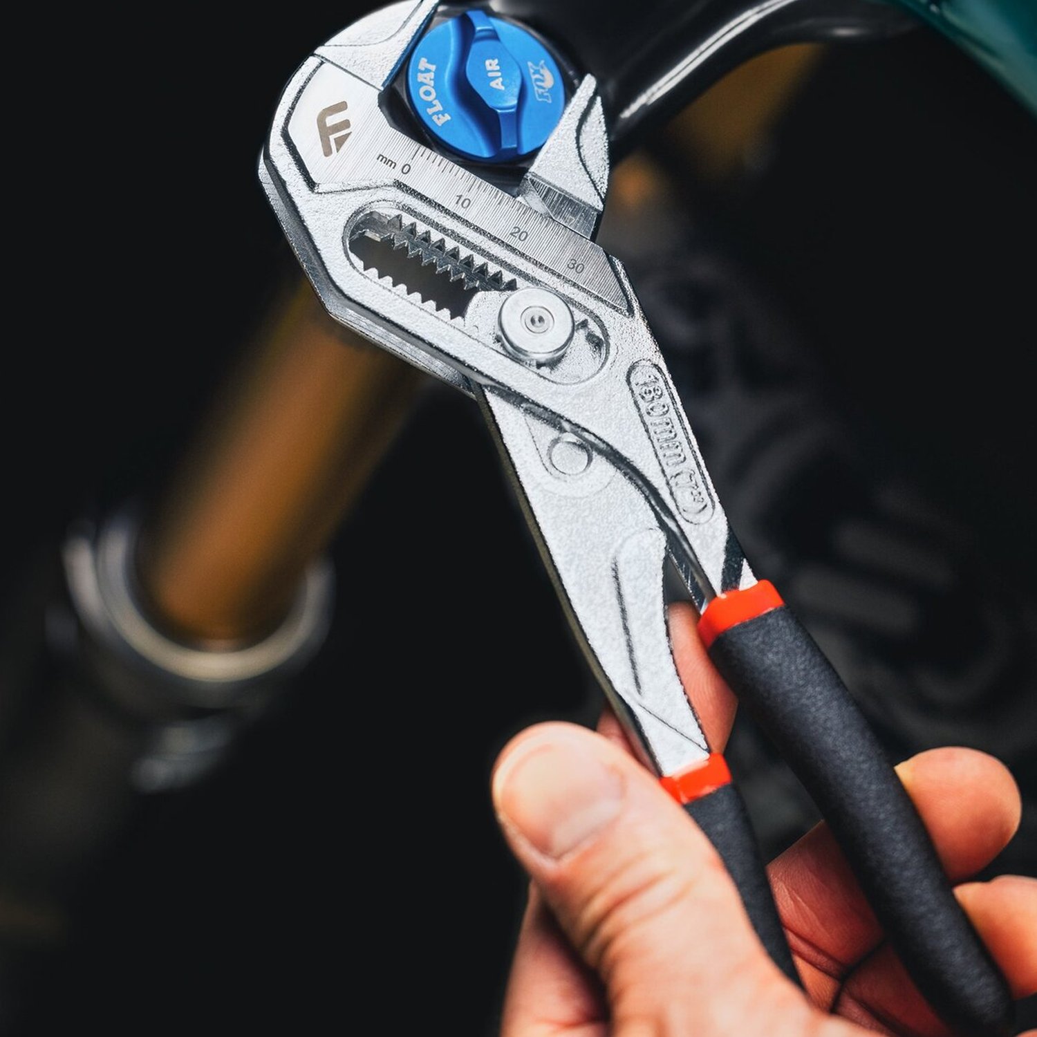 фото Разводной ключ feedback pliers wrench, 180 mm, 17896