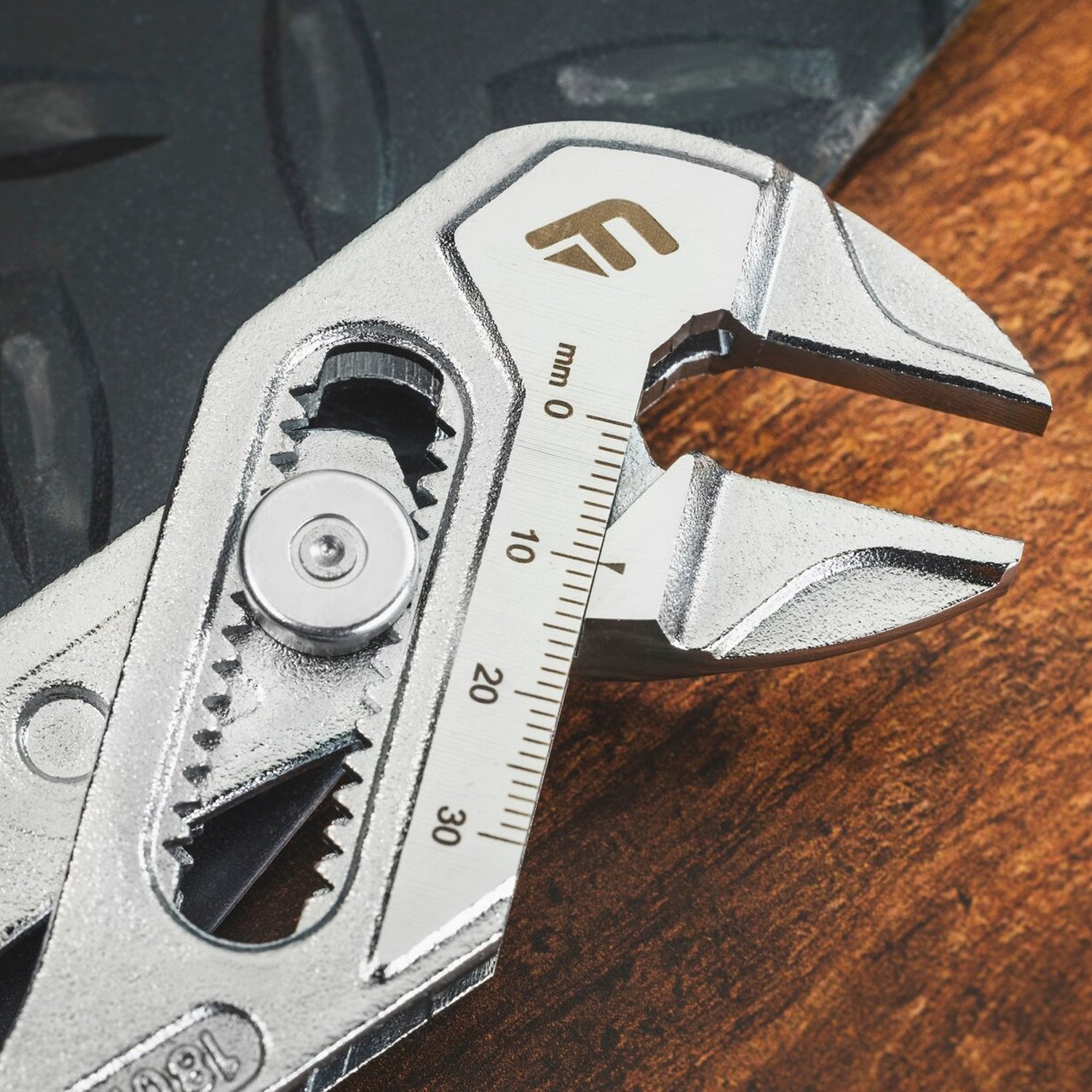 фото Разводной ключ feedback pliers wrench, 180 mm, 17896