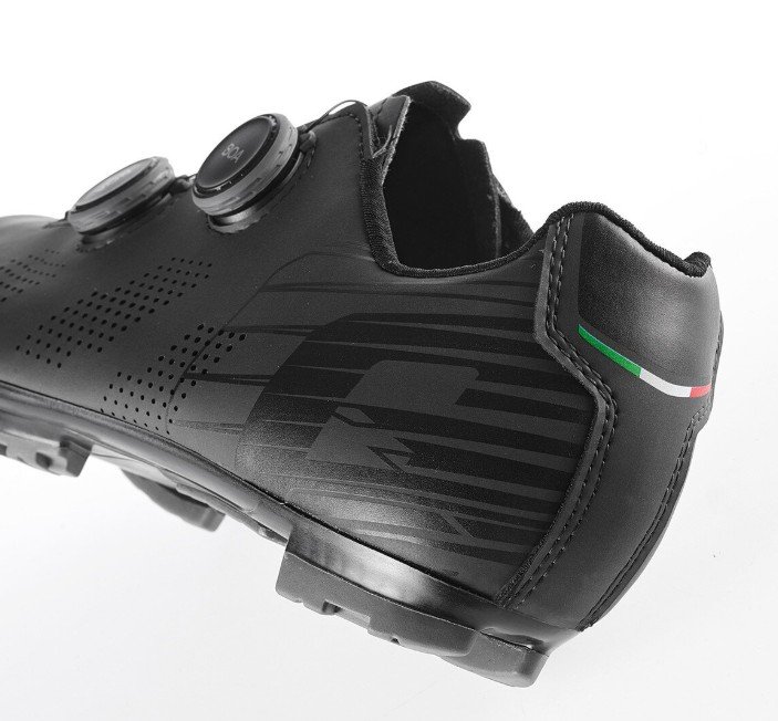 

Велотуфли Gaerne G.Obsidian Black, 2025, 3882-001-39 (Размер: 40)